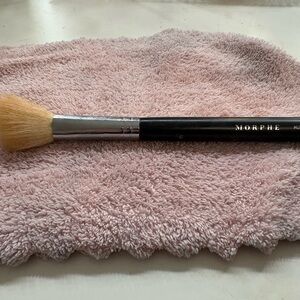 Morphe Black Brush with Soft Tan Bristles